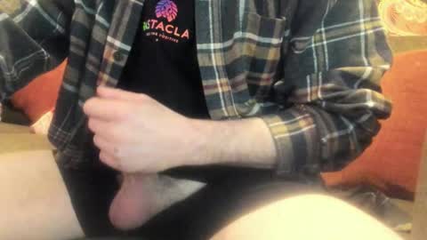 Snapshot of deeznutz343 chatting on February 26, 2:10 am Deez Nutz online show from February 26, 2:10 am
