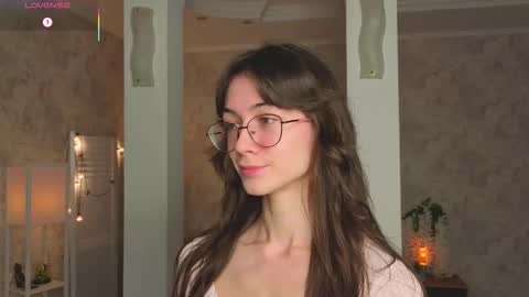 Snapshot of defeded_lovee chatting on October 15, 8:20 pm Amy online show from October 15, 8:20 pm