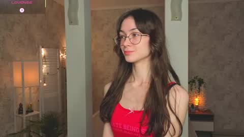 Snapshot of defeded_lovee chatting on October 17, 7:27 pm Amy online show from October 17, 7:27 pm