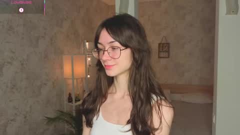 Snapshot of defeded_lovee chatting on October 25, 7:41 pm Amy online show from October 25, 7:41 pm