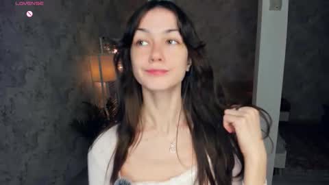 Snapshot of defeded_lovee chatting on November 22, 7:35 pm Amy online show from November 22, 7:35 pm