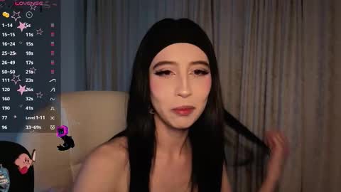 Snapshot of deftsuki chatting on November 27, 4:03 am Stephanie.e online show from November 27, 4:03 am