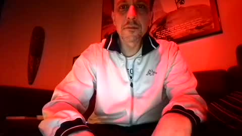 Snapshot of degrandis chatting on December 19, 12:45 am Luka Magic online show from December 19, 12:45 am