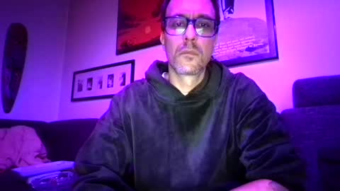 Snapshot of degrandis chatting on December 21, 8:32 pm Luka Magic online show from December 21, 8:32 pm
