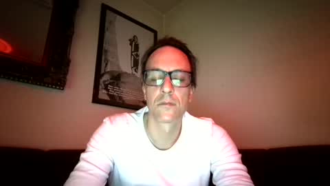 Snapshot of degrandis chatting on April 19, 8:33 pm Luka Magic online show from April 19, 8:33 pm