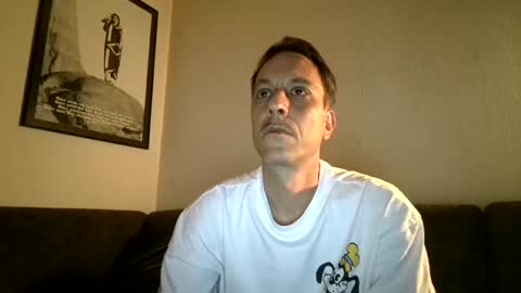 Snapshot of degrandis chatting on May 31, 10:00 pm Luka Magic online show from May 31, 10:00 pm