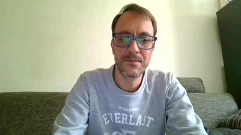 Snapshot of degrandis chatting on June 11, 12:47 pm Luka Magic online show from June 11, 12:47 pm