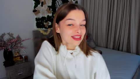 Snapshot of degreeofsincerity chatting on January 31, 11:24 am DegreeOfSincerity online show from January 31, 11:24 am