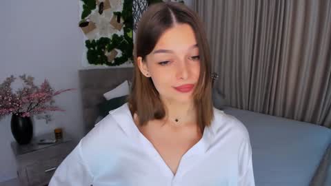 Snapshot of degreeofsincerity chatting on February 7, 7:40 am DegreeOfSincerity online show from February 7, 7:40 am