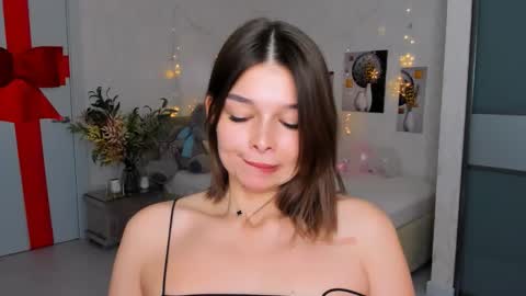 Snapshot of degreeofsincerity chatting on February 20, 8:06 am DegreeOfSincerity online show from February 20, 8:06 am