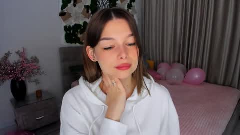 Snapshot of degreeofsincerity chatting on February 23, 1:13 am DegreeOfSincerity online show from February 23, 1:13 am