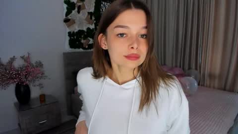 Snapshot of degreeofsincerity chatting on February 23, 7:22 am DegreeOfSincerity online show from February 23, 7:22 am