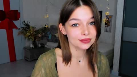 Snapshot of degreeofsincerity chatting on February 25, 4:14 am DegreeOfSincerity online show from February 25, 4:14 am