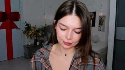 Snapshot of degreeofsincerity chatting on February 27, 1:05 am DegreeOfSincerity online show from February 27, 1:05 am