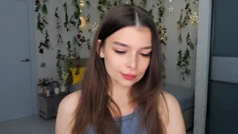 Snapshot of degreeofsincerity chatting on September 27, 1:10 am DegreeOfSincerity online show from September 27, 1:10 am