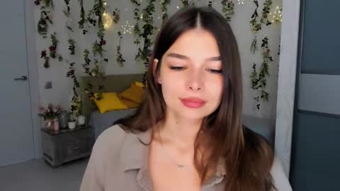 Snapshot of degreeofsincerity chatting on October 23, 1:16 am DegreeOfSincerity online show from October 23, 1:16 am