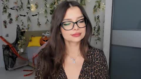 Snapshot of degreeofsincerity chatting on October 30, 1:07 am DegreeOfSincerity online show from October 30, 1:07 am