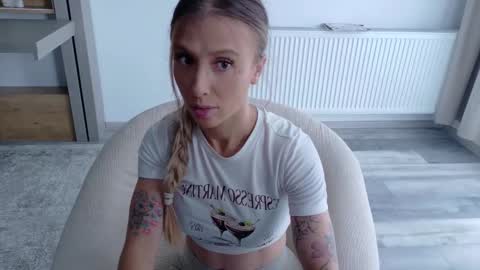 Snapshot of deidi_sweet chatting on October 10, 10:14 am Di online show from October 10, 10:14 am