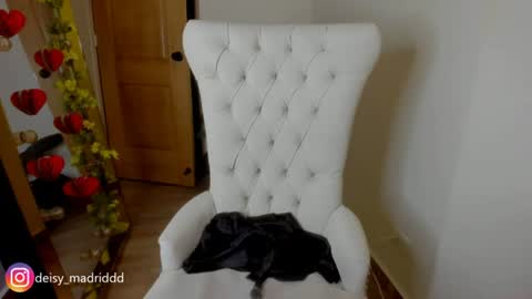 Snapshot of deisy_madrid chatting on June 11, 11:03 pm deisymadrid online show from June 11, 11:03 pm