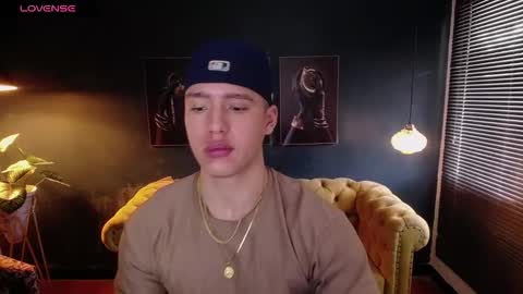 Snapshot of deivid_parker chatting on March 29, 1:44 pm Deivid online show from March 29, 1:44 pm