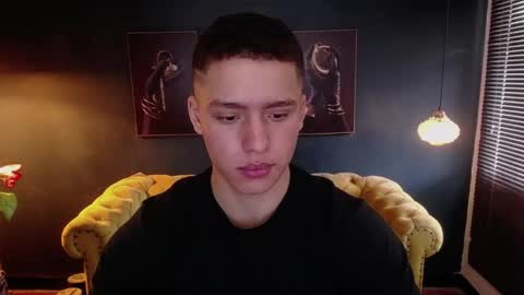 Snapshot of deivid_parker chatting on April 12, 2:22 pm Deivid online show from April 12, 2:22 pm