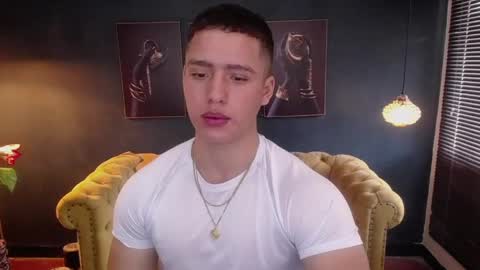 Snapshot of deivid_parker chatting on April 14, 2:12 pm Deivid online show from April 14, 2:12 pm