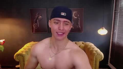 Snapshot of deivid_parker chatting on April 17, 2:31 pm Deivid online show from April 17, 2:31 pm