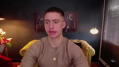 Snapshot of deivid_parker chatting on April 21, 2:01 pm Deivid online show from April 21, 2:01 pm