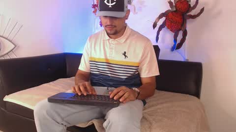  DEIVY  online show from October 31, 10:33 pm