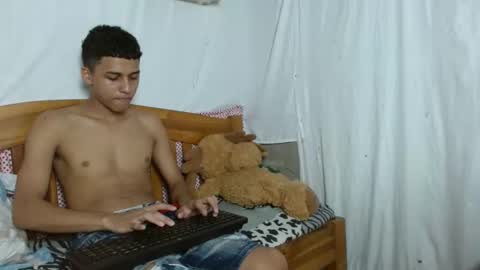 Snapshot of deivy_skinny01 chatting on November 9, 5:55 pm Deivy online show from November 9, 5:55 pm