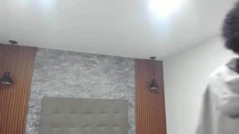 D E L A Y L  A online show from October 18, 11:11 am