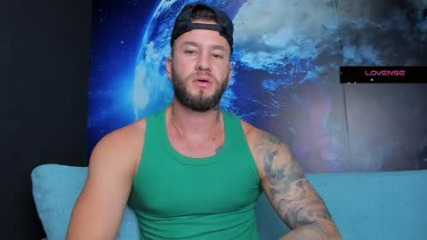 Delessandro online show from April 29, 11:55 pm
