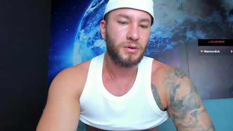 Delessandro online show from May 2, 11:21 pm