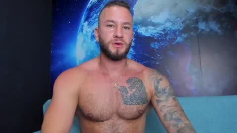Delessandro online show from May 6, 3:02 am
