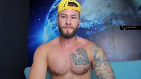 Delessandro online show from May 14, 2:07 am