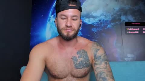 Delessandro online show from May 15, 11:34 pm
