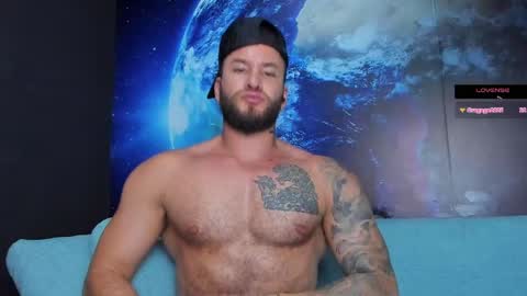 Delessandro online show from May 15, 11:45 pm