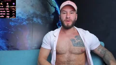 Delessandro online show from May 17, 10:50 pm