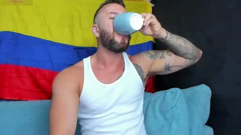 Delessandro online show from June 22, 10:51 pm