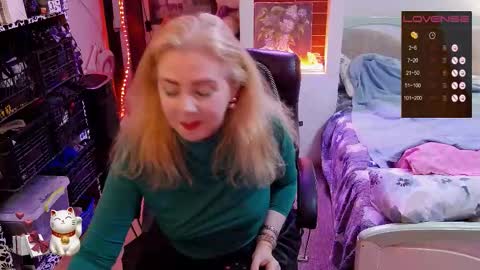 Delicacat online show from October 22, 11:04 pm