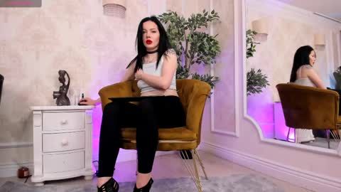 Christine online show from February 22, 5:46 pm