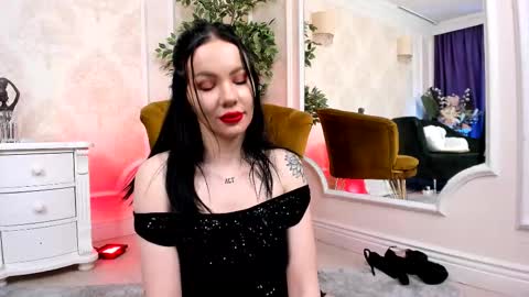 Christine online show from March 7, 8:55 pm