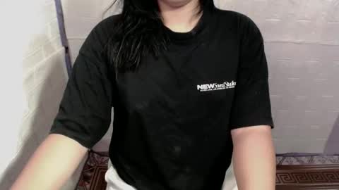 delicious_hanna17 online show from February 9, 6:17 am