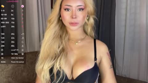 Snapshot of deliciousfaye chatting on March 30, 10:16 am Hello your loving faye 3 online show from March 30, 10:16 am