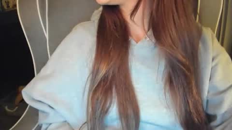 deliciousnoni online show from October 31, 6:47 am