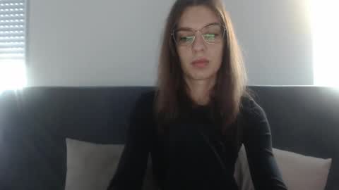 Snapshot of delightaurora chatting on September 24, 5:44 am Aurora online show from September 24, 5:44 am