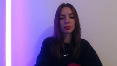 Snapshot of delightaurora chatting on September 29, 5:23 am Aurora online show from September 29, 5:23 am