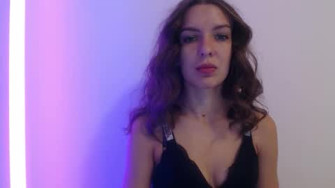 Snapshot of delightaurora chatting on September 30, 5:45 am Aurora online show from September 30, 5:45 am