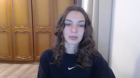 Snapshot of delightaurora chatting on October 29, 6:48 am Aurora online show from October 29, 6:48 am