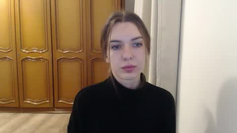 Snapshot of delightaurora chatting on November 20, 6:57 am Aurora online show from November 20, 6:57 am